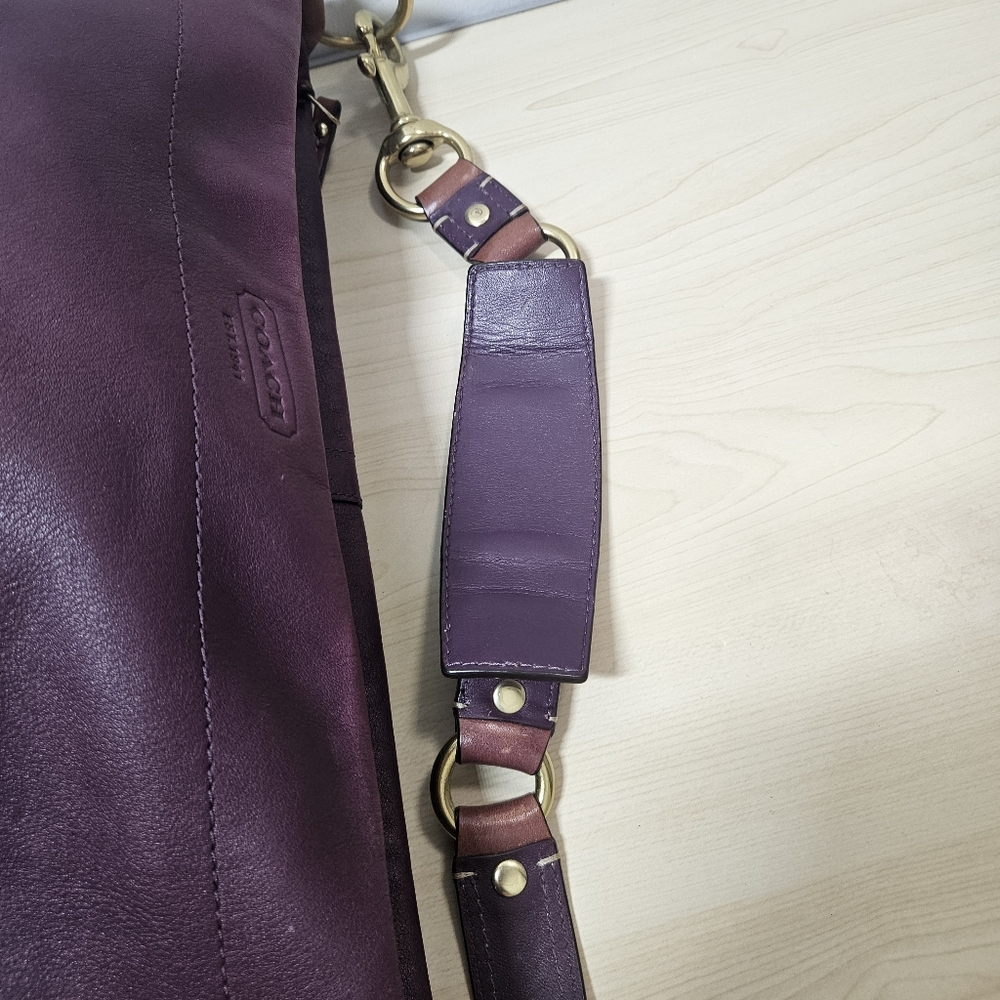 Vintage COACH Carly Hobo Bag Purse Purple Large Y2K No. F0882-10616 - Picture 9 of 16